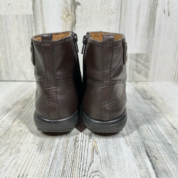 Easy Spirit Esactout Brown Leather Ankle Boots with Side Button Detail #321 - Picture 10 of 13